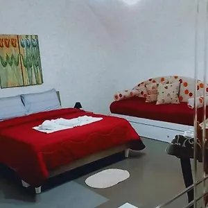 Milionaria , Napels Italië