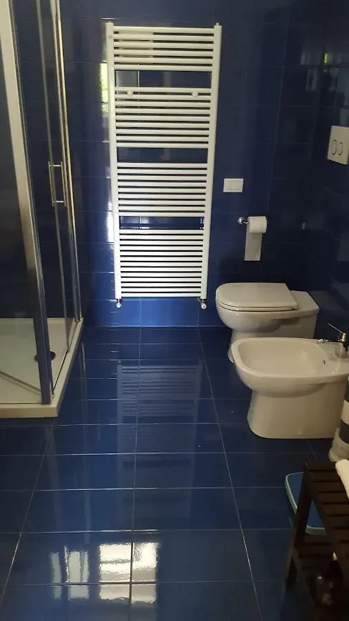 Casa Vacanze Le Violette Villa Brunate Tatil Evi